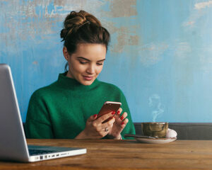 6 SMS yemplates you can use for the holidays